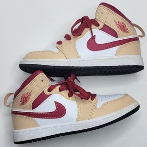 Kids Nike Jordan 1 Mid Sneakers